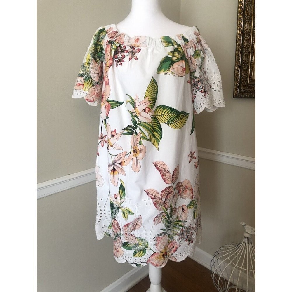 New York & Co Size M White Tropical Floral Shift Dress Pockets Embroidered